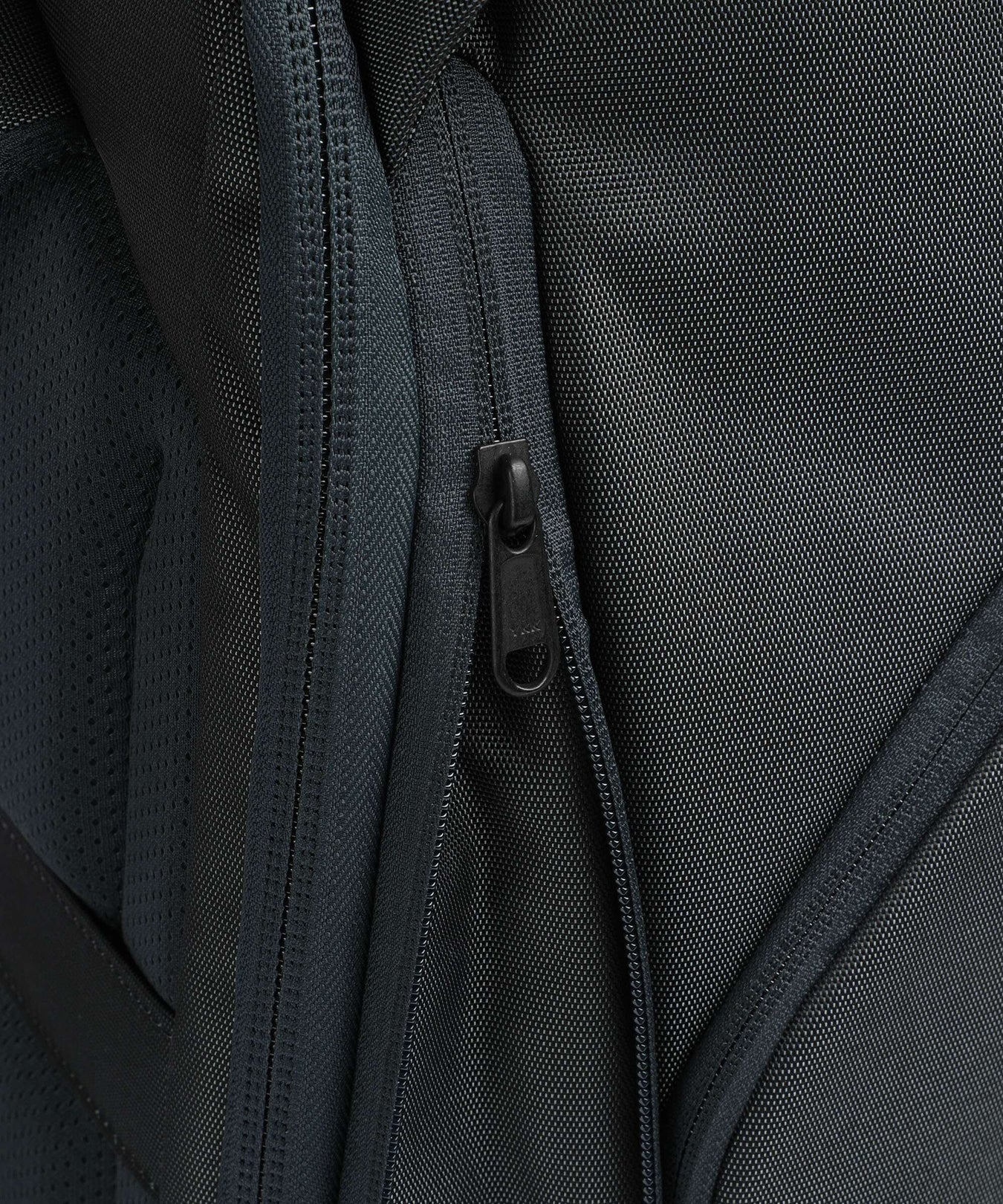 Thule Subterra 2 26 Backpack dark slate