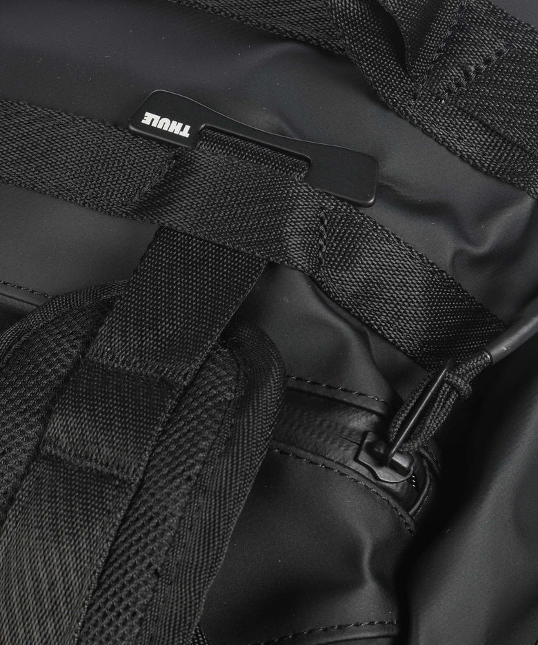 Thule Chasm 30 Weekend bag black