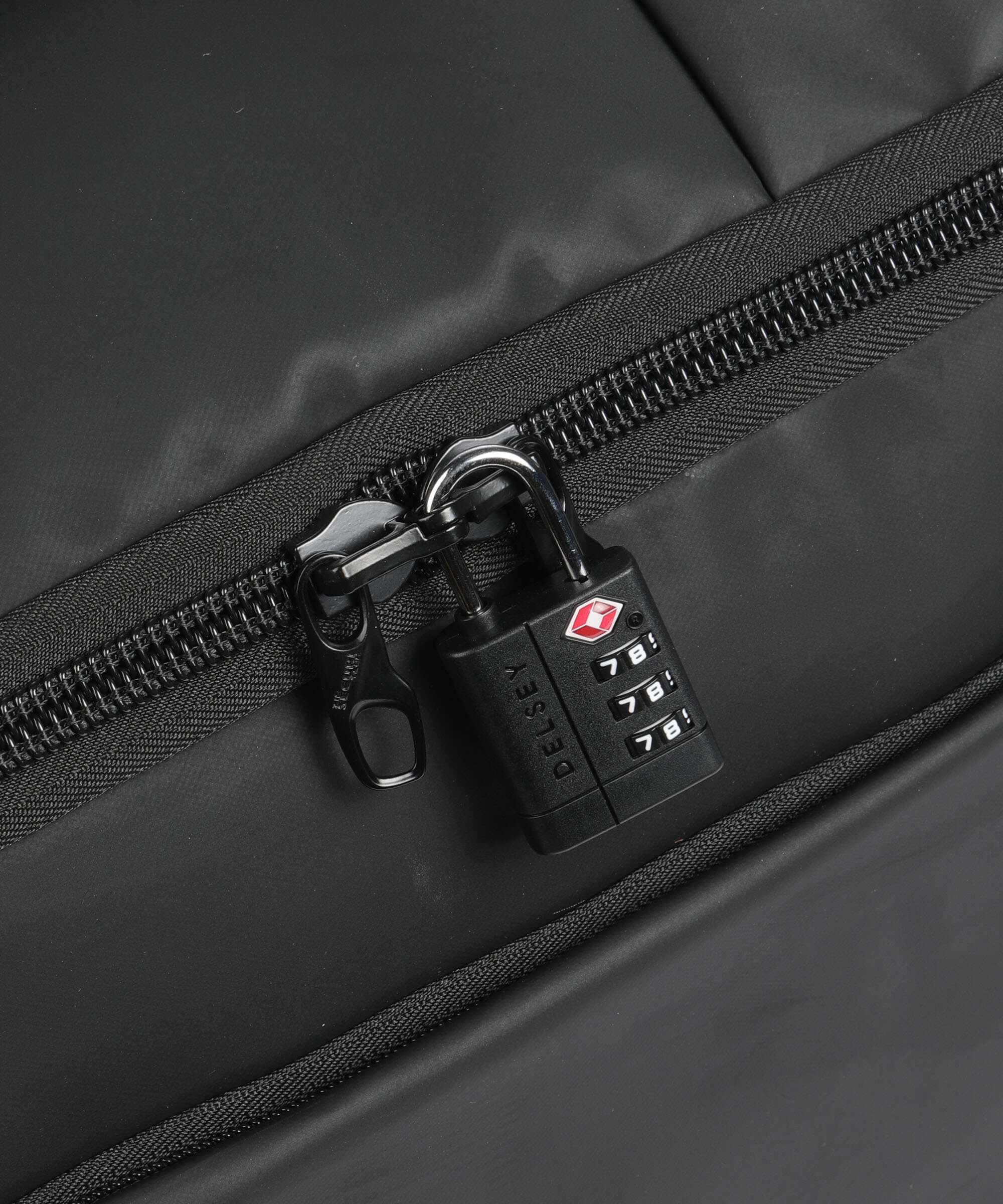 Delsey Paris Aventure Weekend bag schwarz