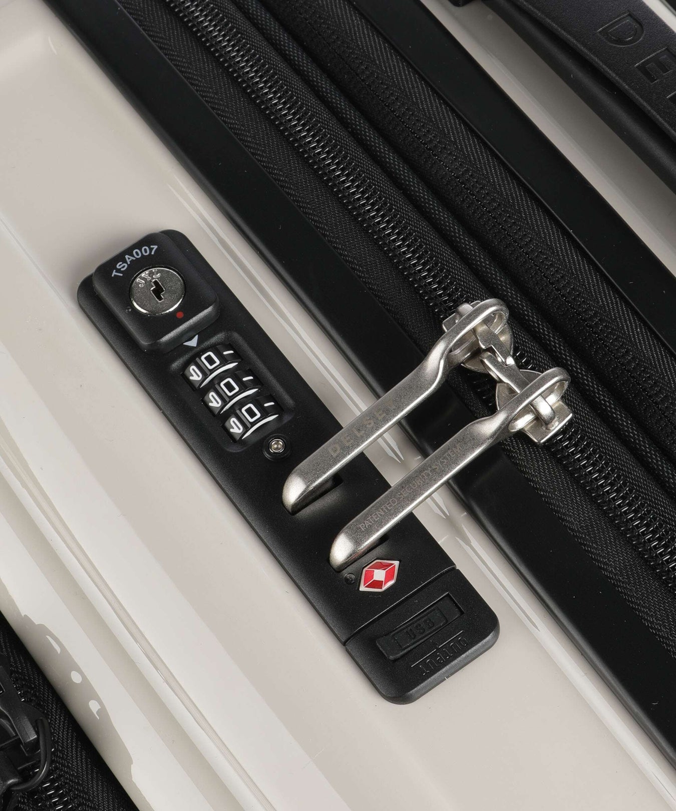 Delsey Paris Shadow 5.0 Spinner (4 wheels) elfenbein