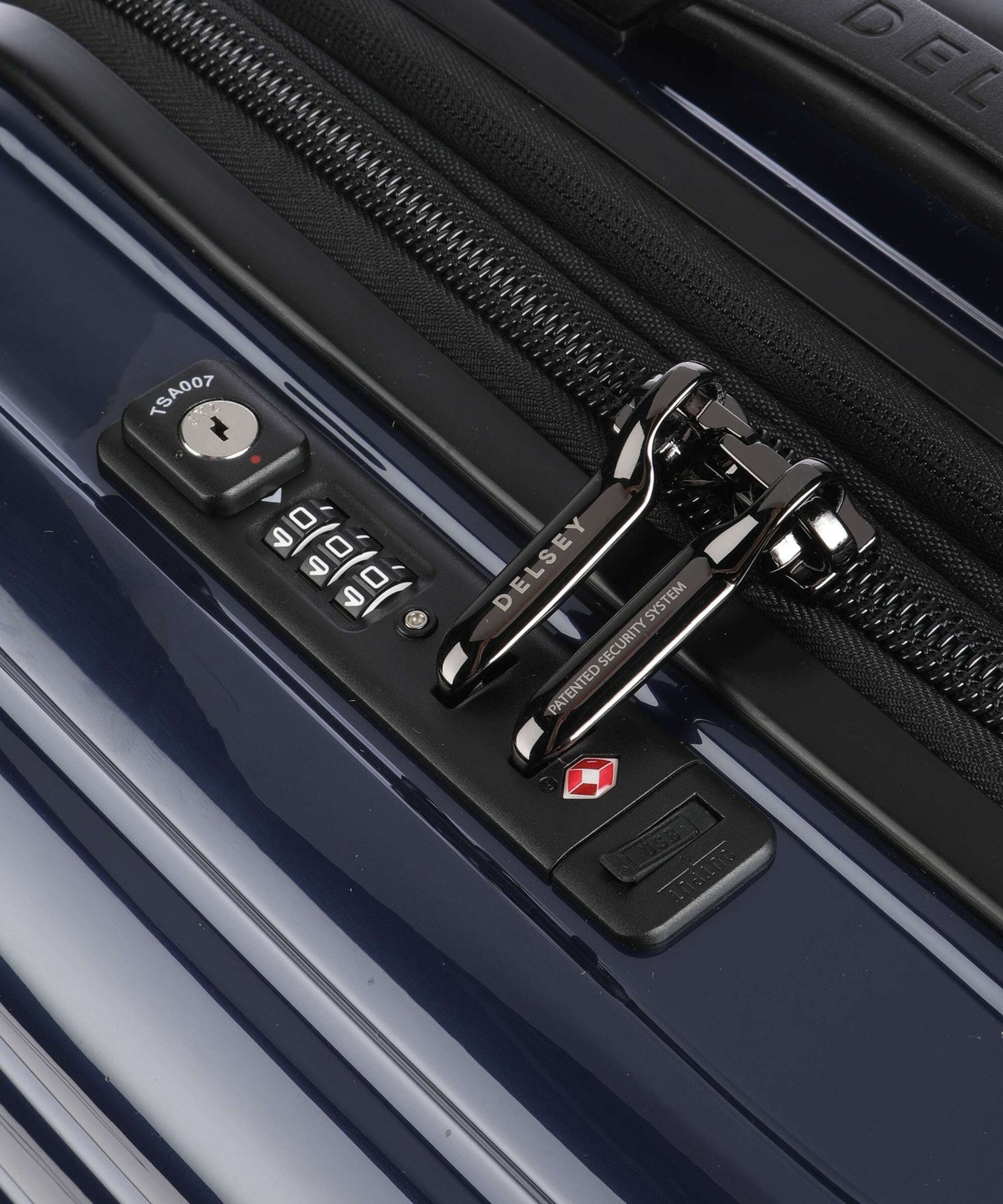 Delsey Paris Shadow 5.0 Spinner (4 wheels) marineblau