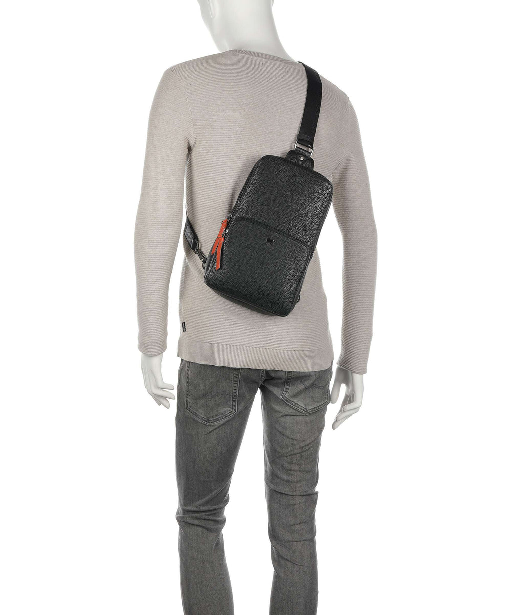 Braun Büffel Novara Sling bag schwarz