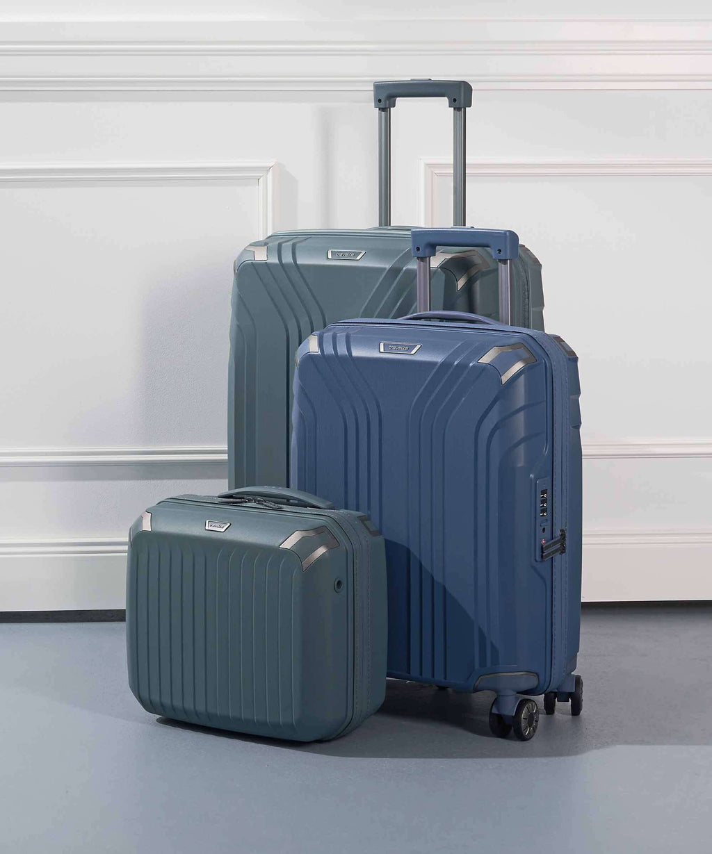 Travelite Elvaa M Spinner (4 wheels) blaugrau