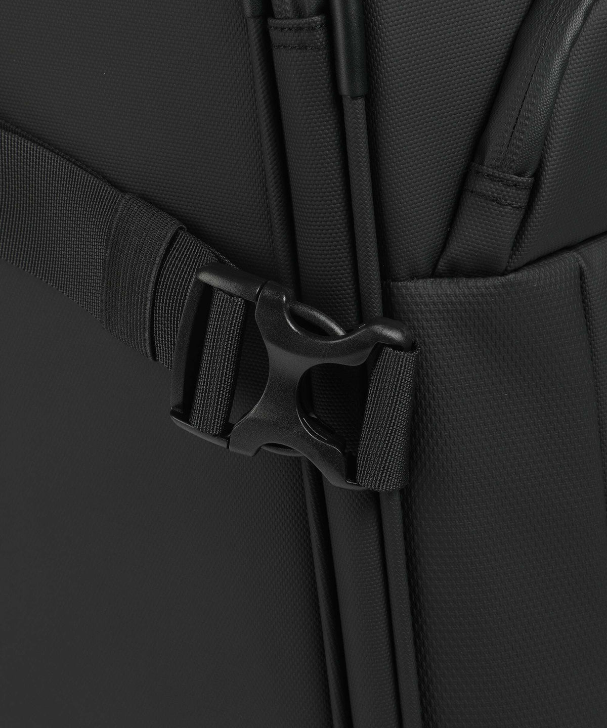 Travelite Briize Spinner (4 wheels) schwarz