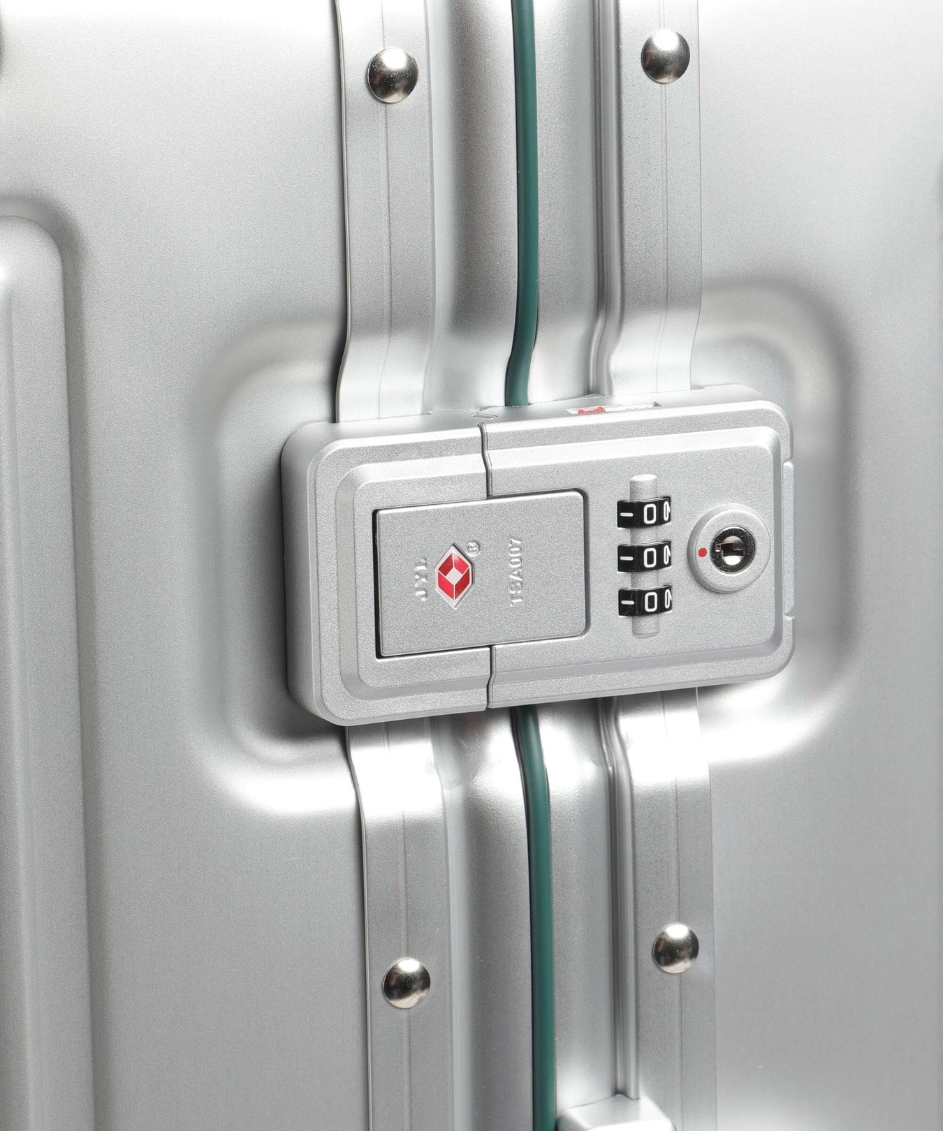 Travelite Next Spinner (4 wheels) silber/grün