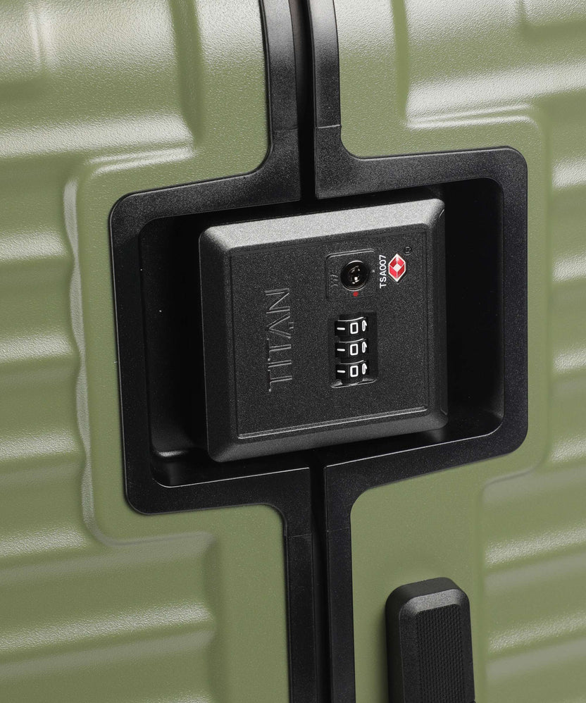 Titan Overseas Spinner (4 wheels) forest green