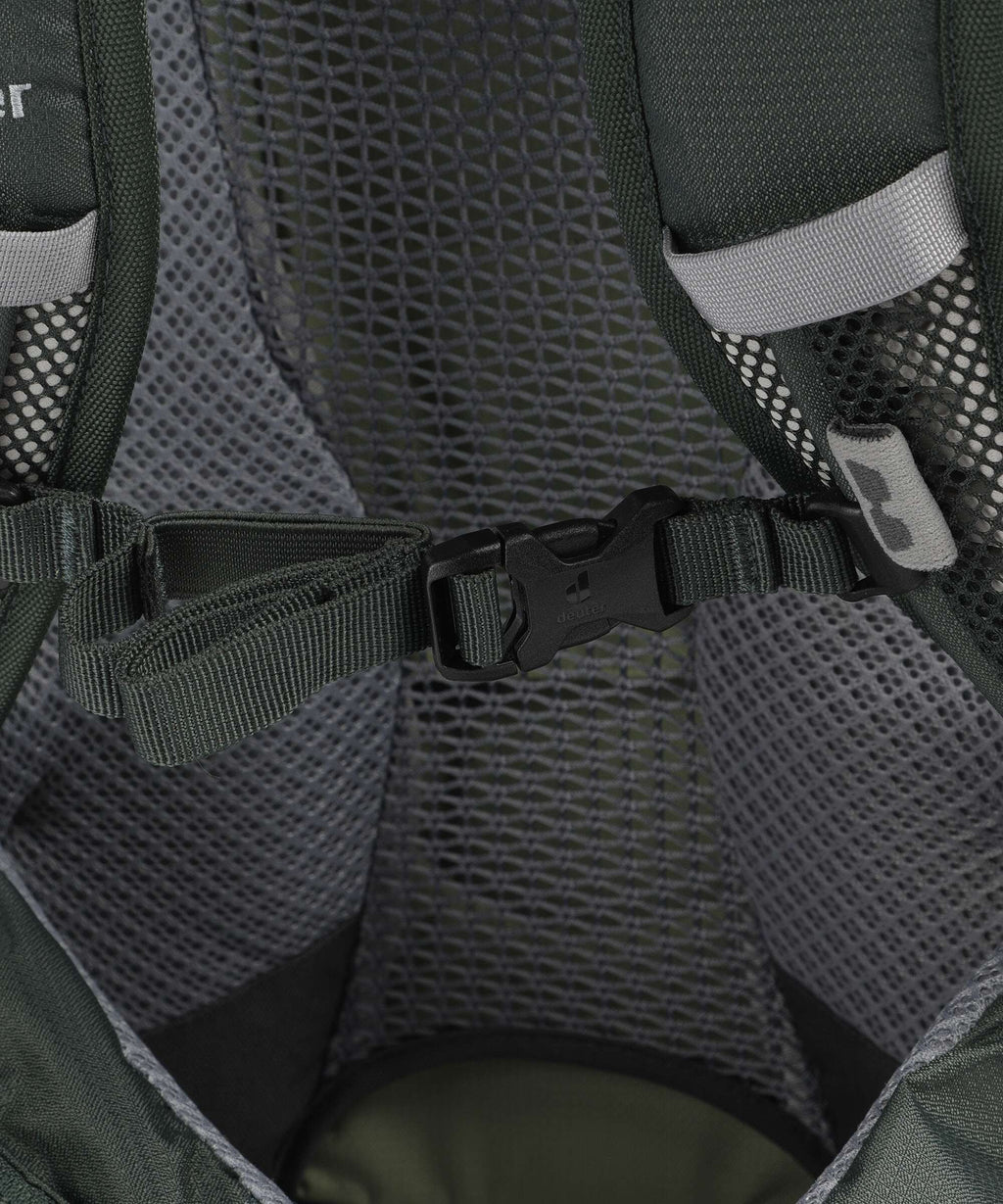 Deuter Futura 27 Hiking backpack grove/ivy