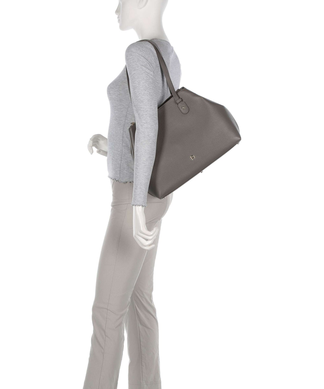 Aigner Diadora L Tote bag coal brown