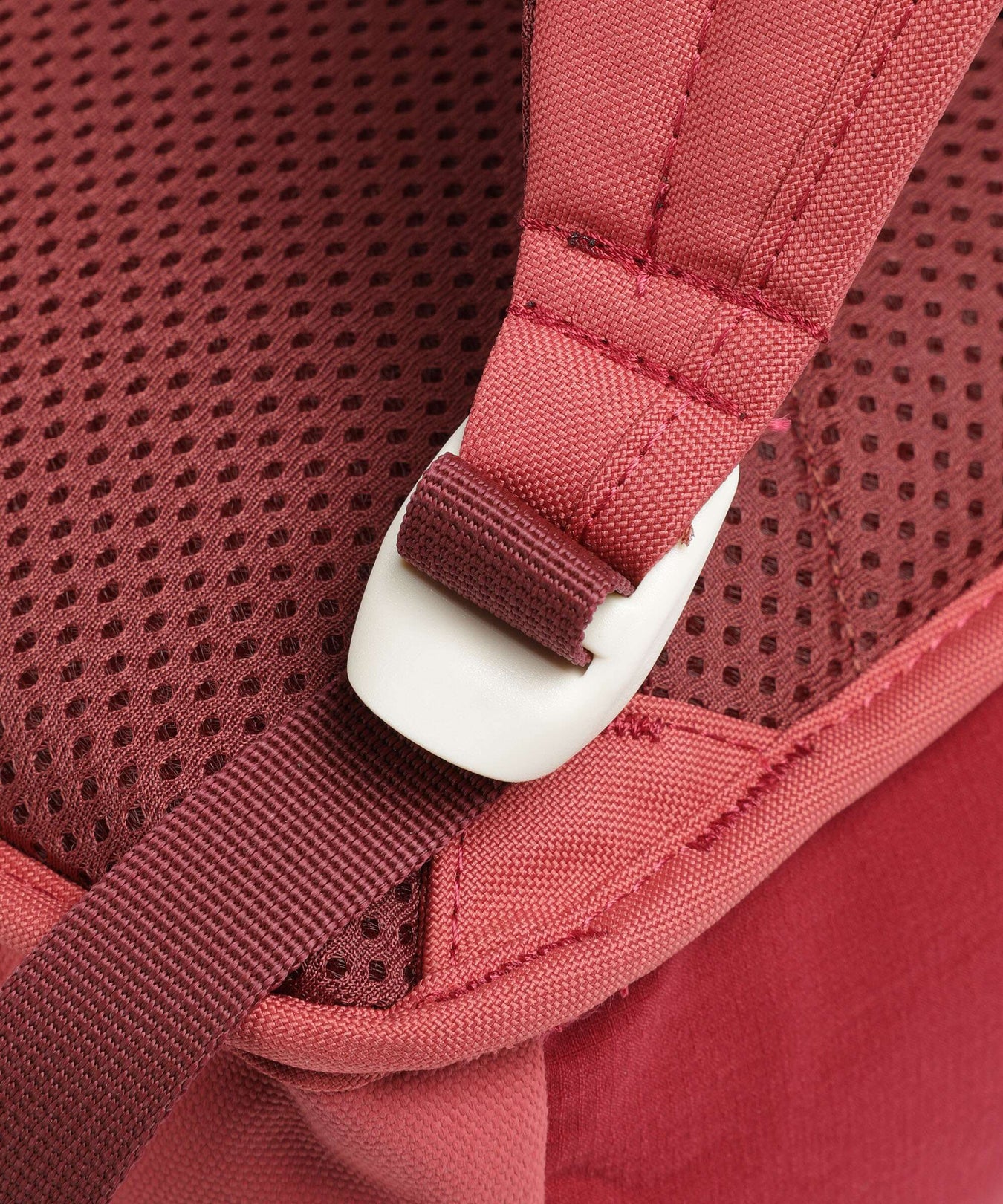 Vaude Coreway 10 Backpack brick