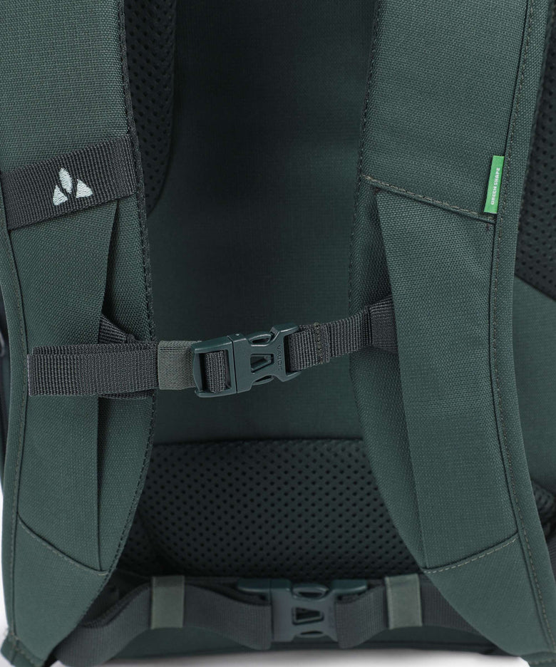 Vaude Albali II Hiking backpack dark forest