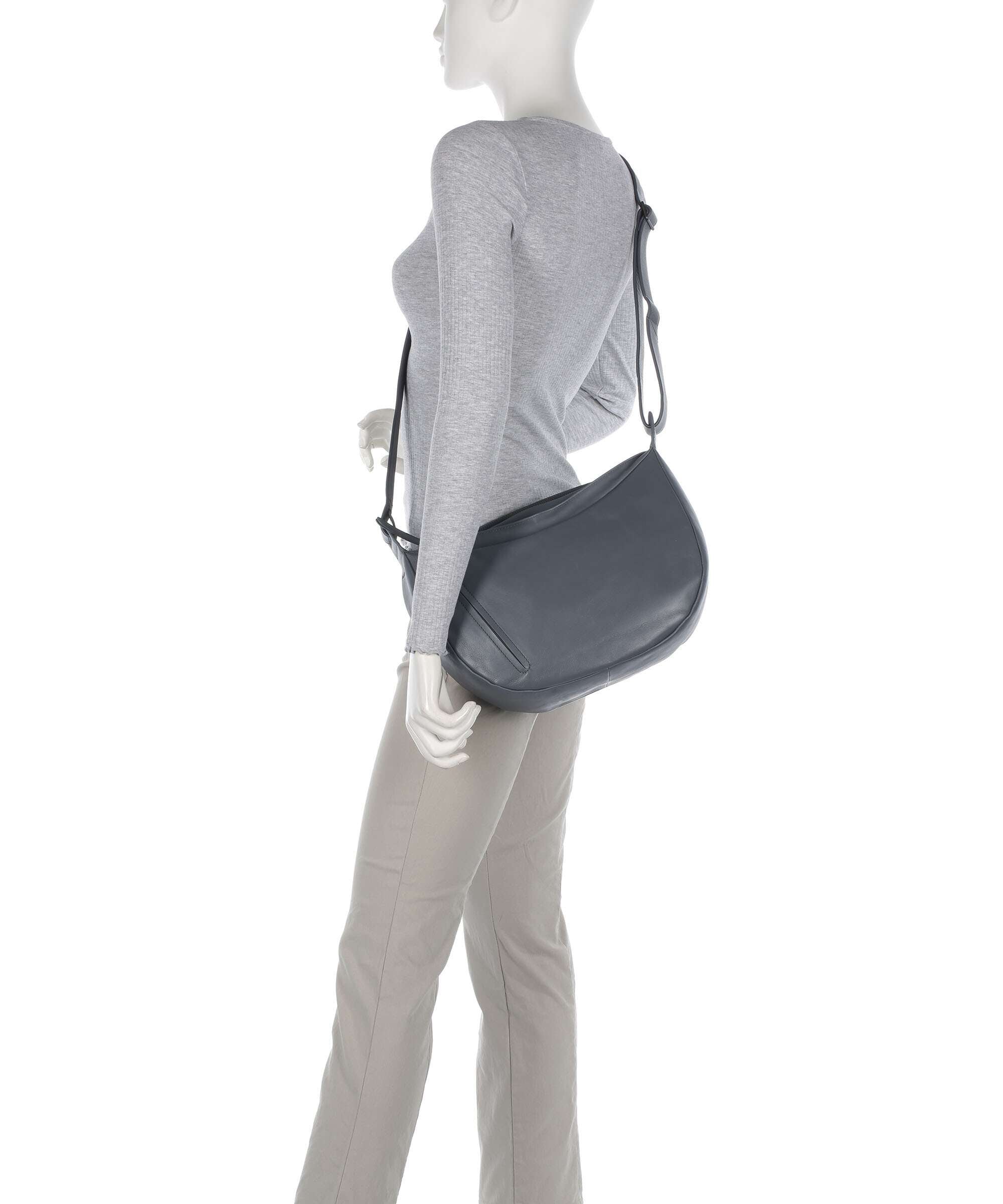 Aunts & Uncles Jamie's Orchard Mulberry Crossbody bag wind