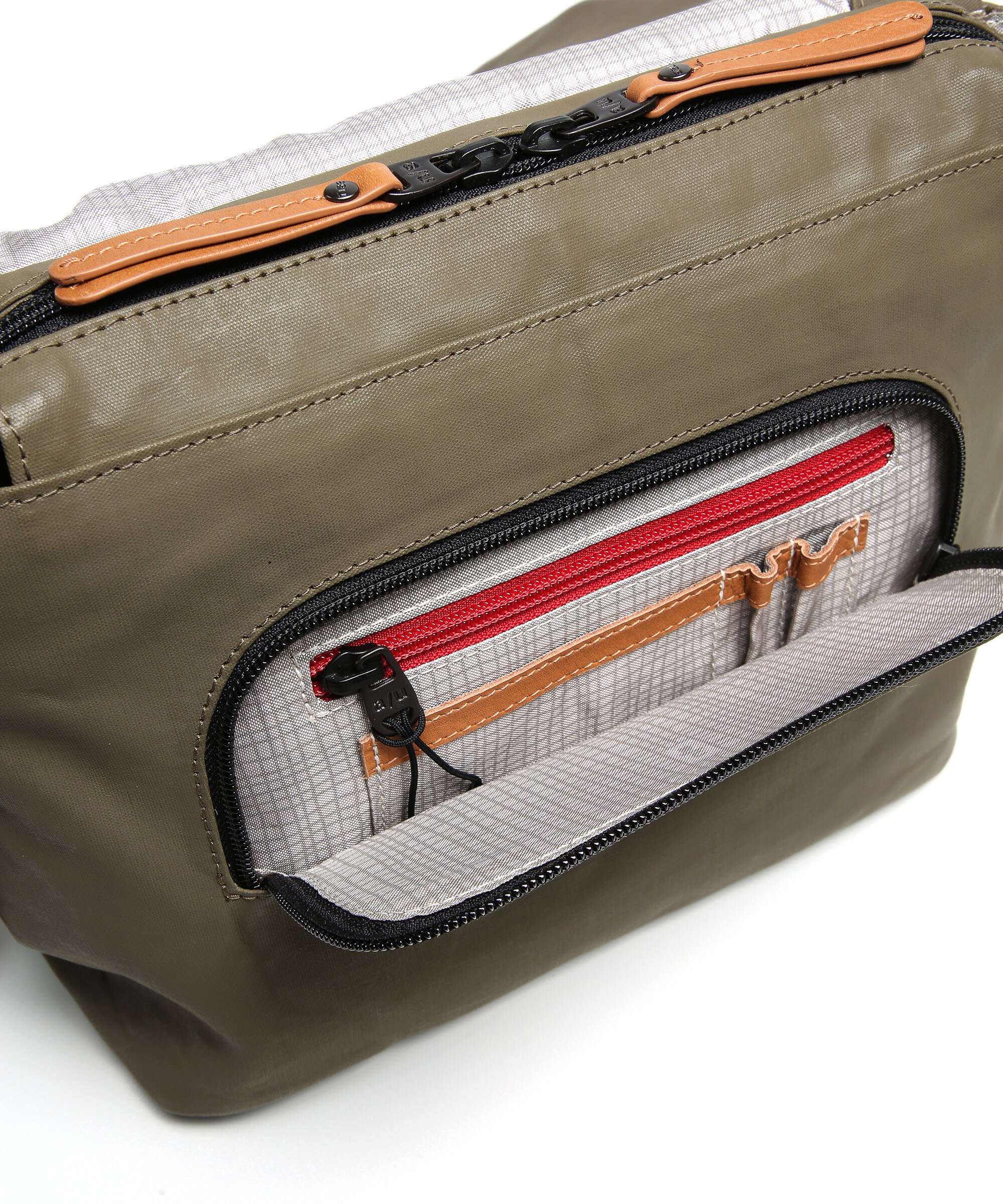 Aunts & Uncles Japan Sendai Messenger bag fallen rock