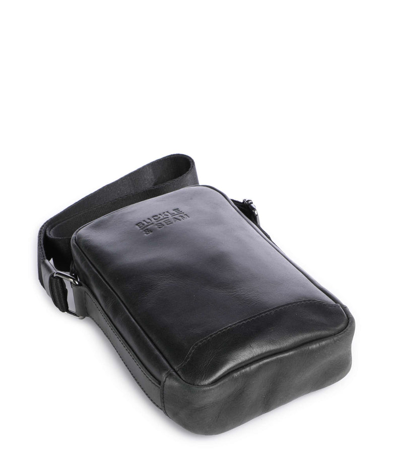 Buckle & Seam Crazy Horse Runner Crossbody bag black