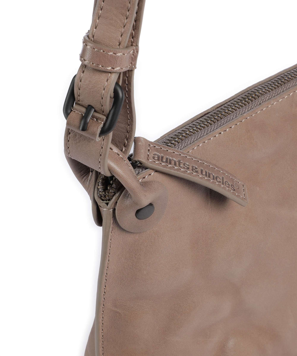 Aunts & Uncles Grandma's Luxury Club Mrs. Chocolate Cookie Crossbody bag cashmere