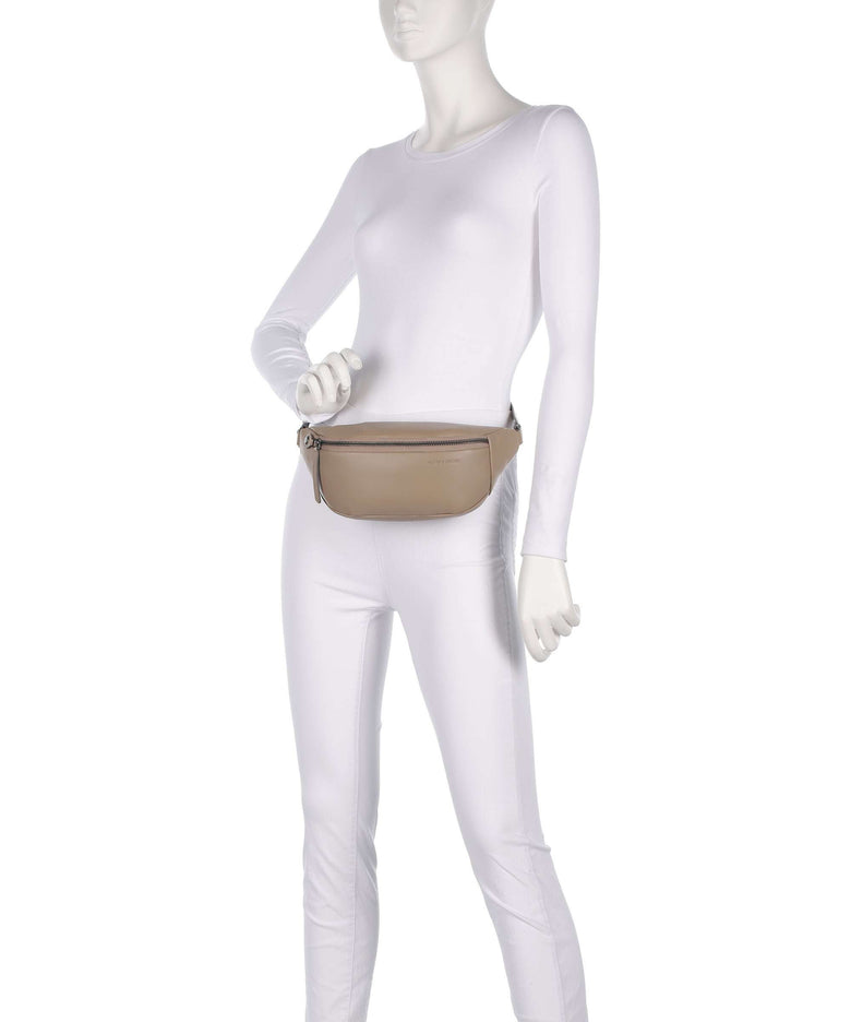 Aunts & Uncles Jamie's Orchard Bilberry Belt bag portabella