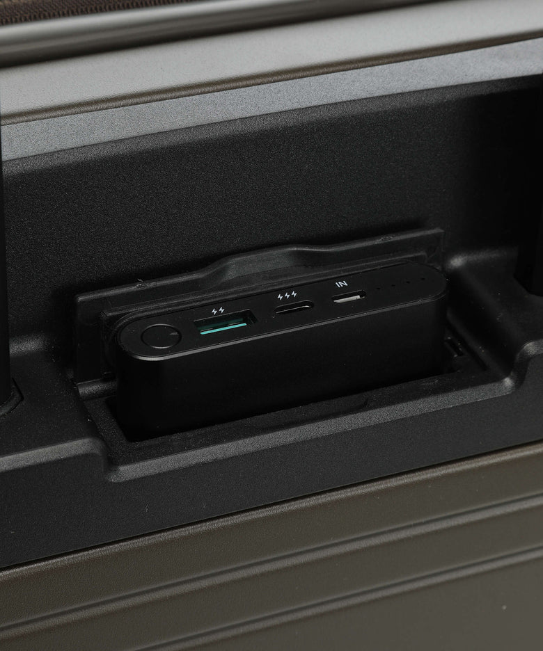 Horizn Studios M5 Smart Spinner (4 wheels) dark olive