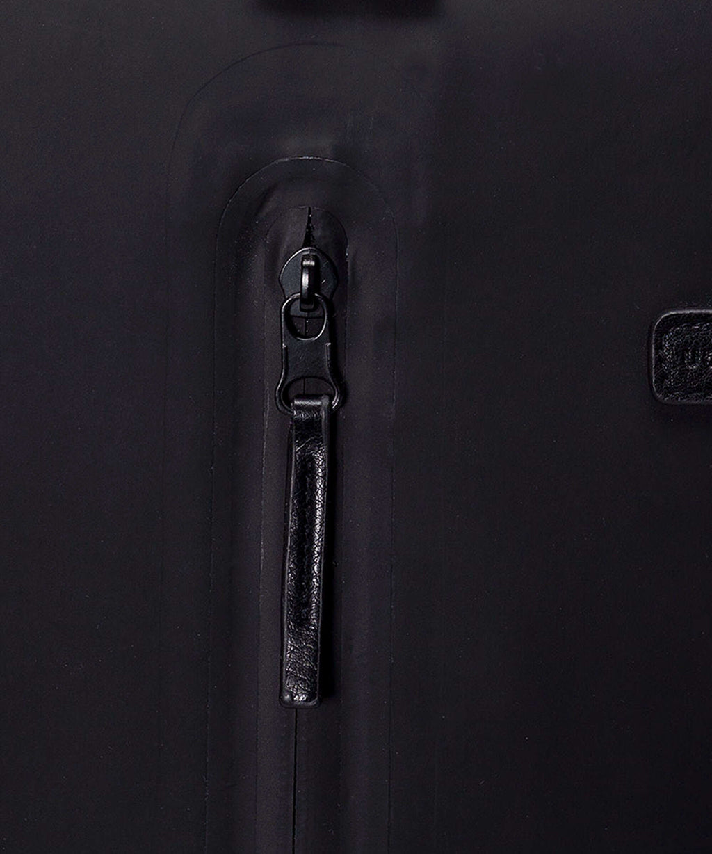 Ucon Acrobatics Lotus Hajo Pro Rolltop backpack black