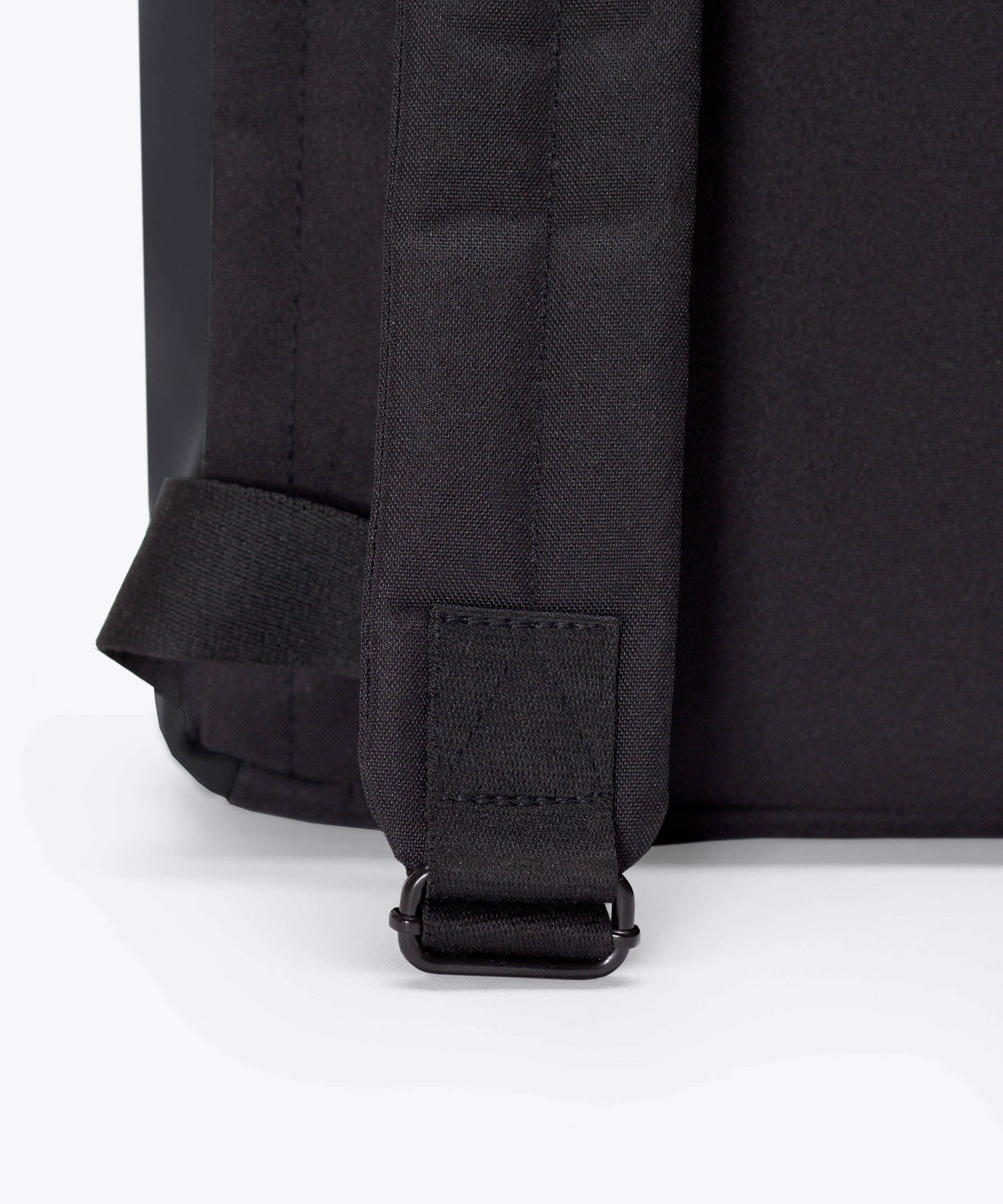 Ucon Acrobatics Lotus Hajo Mini Rolltop backpack black