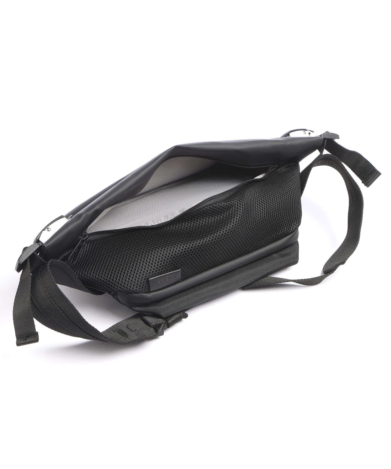 Côte&Ciel Obsidian Isarau Fanny pack black