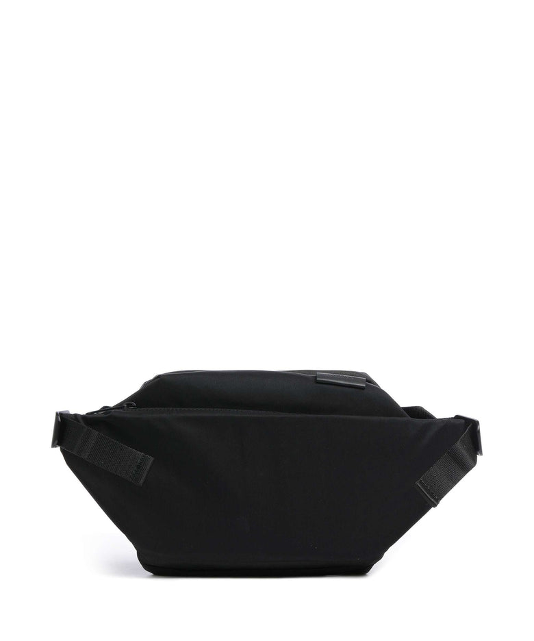 Côte&Ciel Smooth Isarau Small Fanny pack black