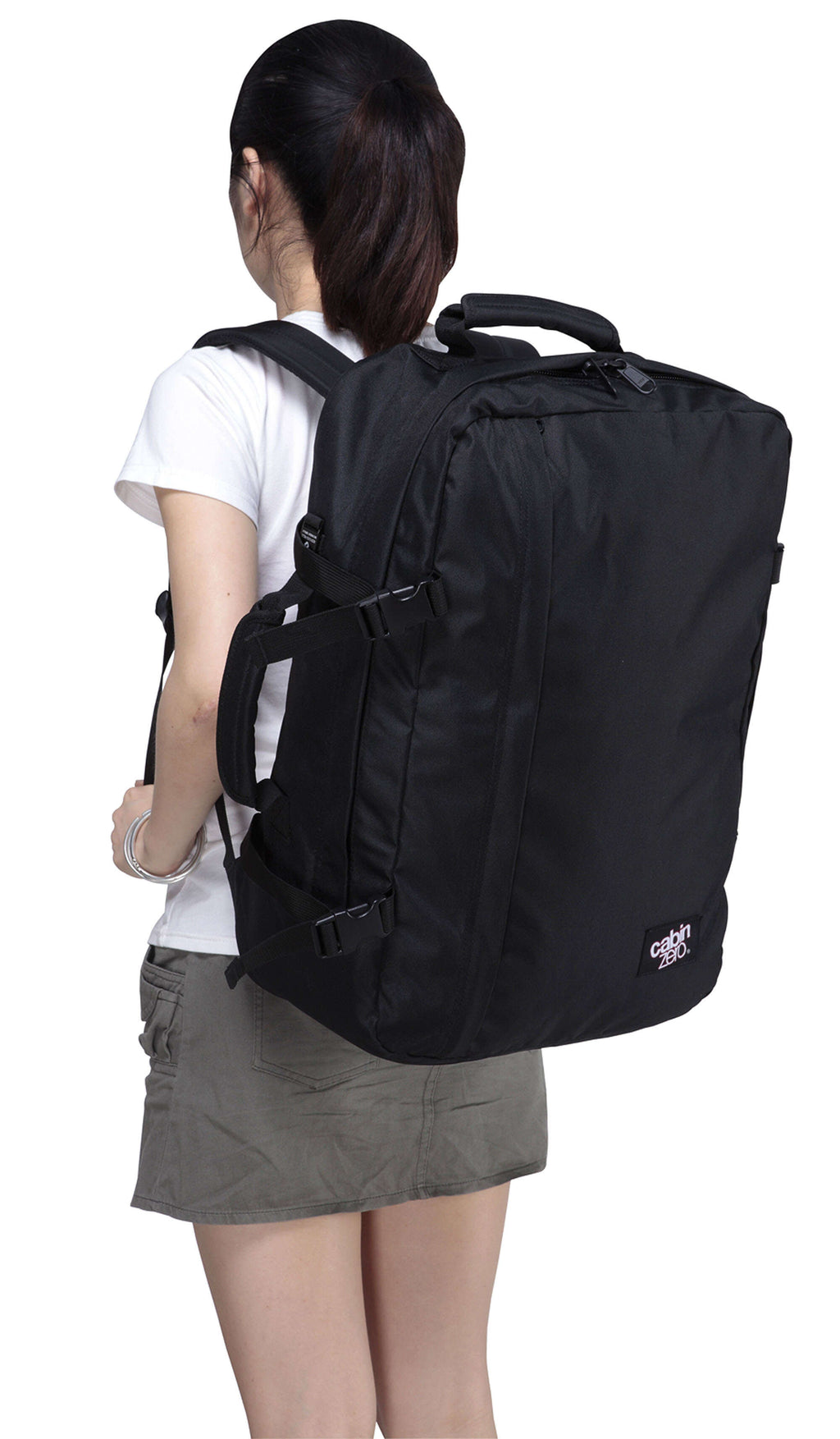 Cabin Zero Classic 44 Travel backpack black sand