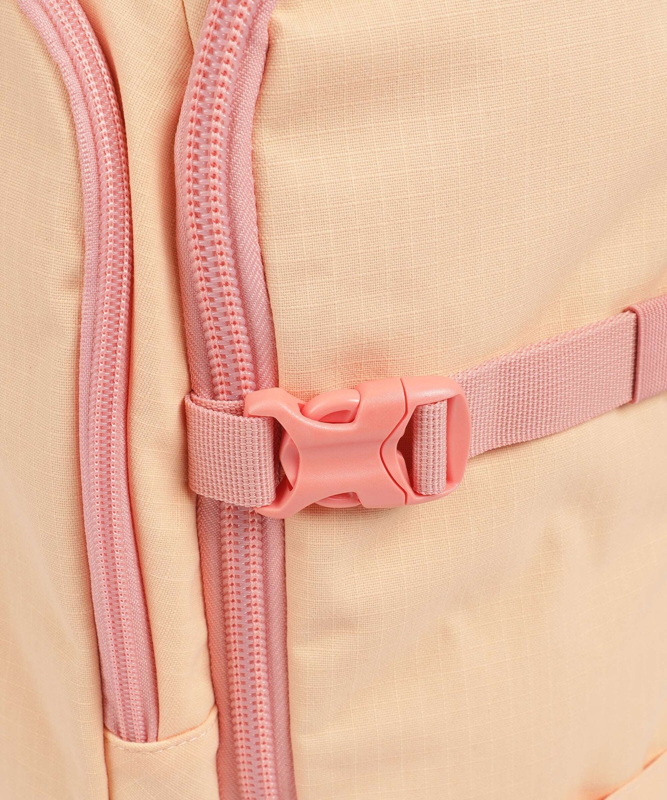 Cabin Zero ADV Pro 32 Travel backpack sunny day