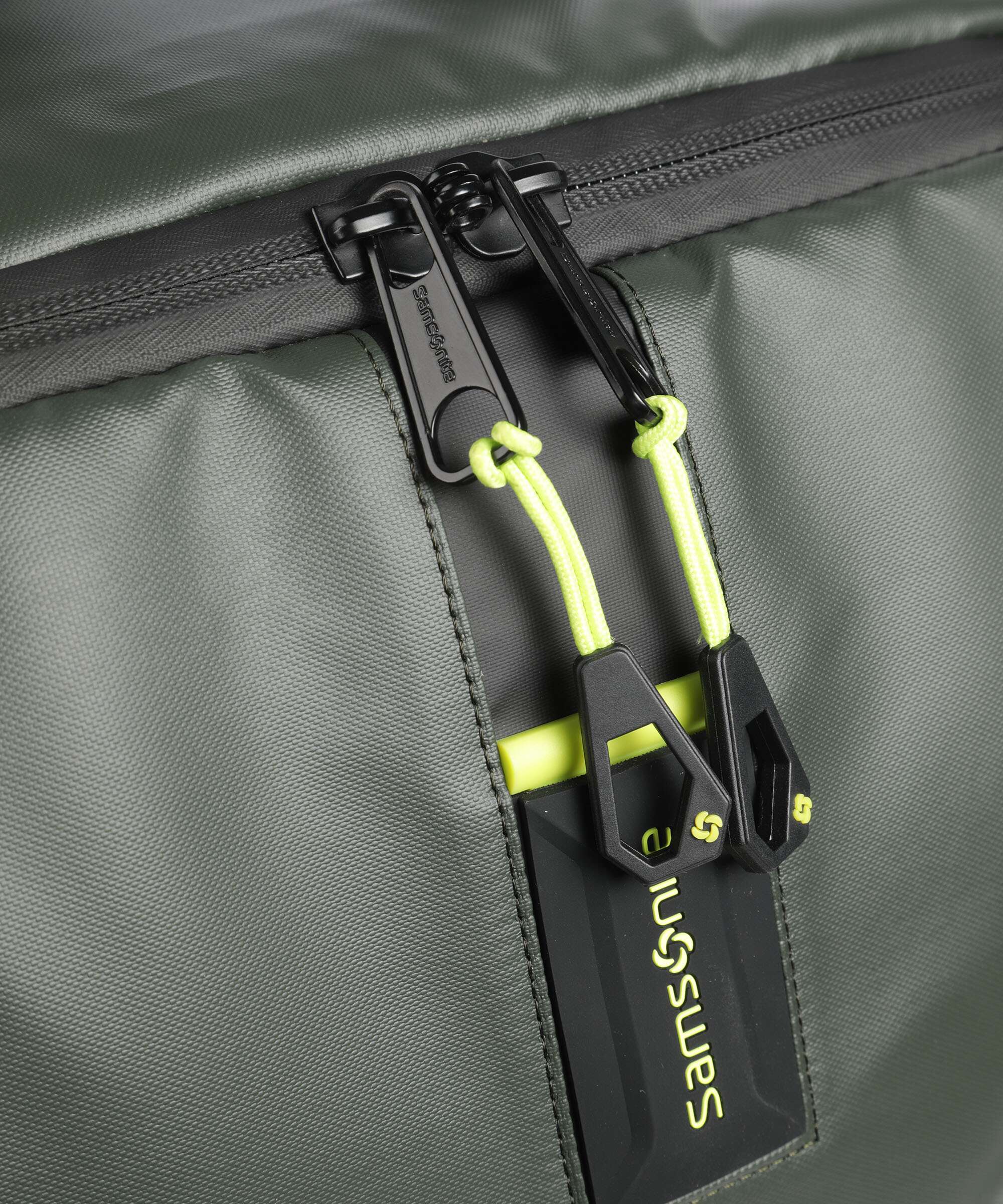 Samsonite Paradiver Light Travel bag with wheels jungle green
