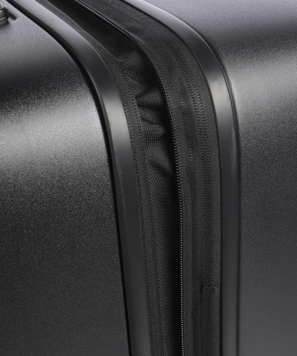 Samsonite Fyrm Spinner (4 wheels) graphite
