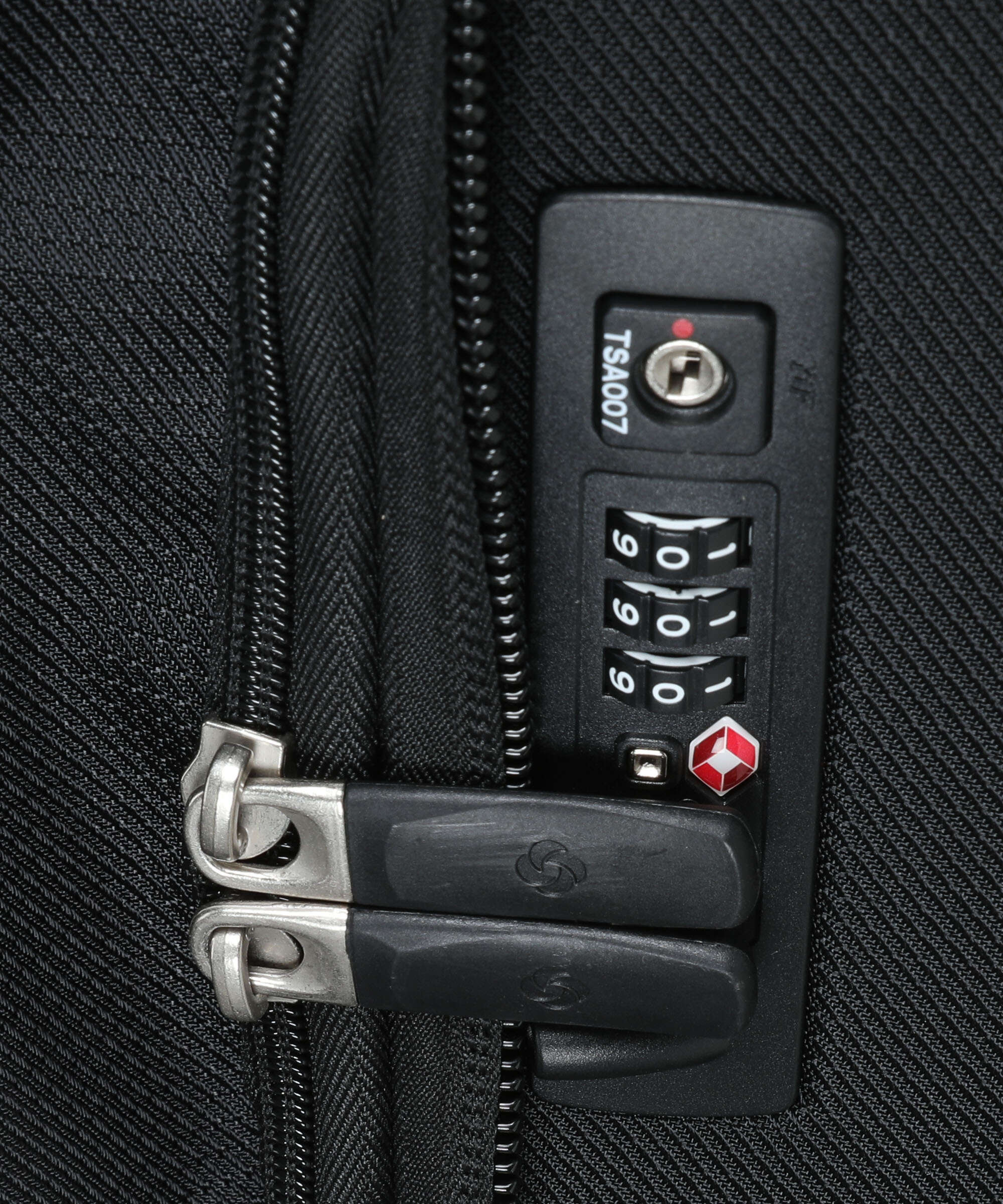 Samsonite Spark Sng Eco Spinner (4 wheels) eco black