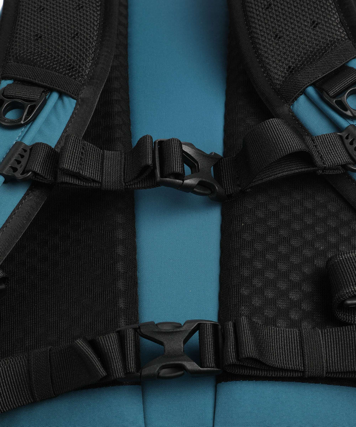 Pacsafe Eco 18L Hiking backpack tidal teal