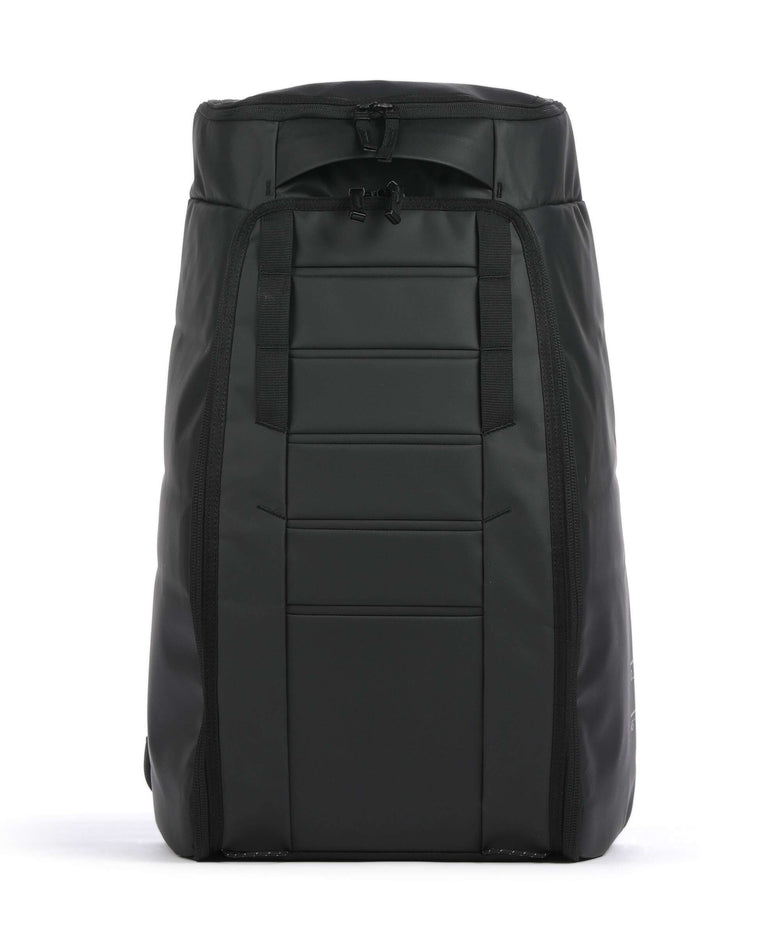 Db Hugger 45 Travel backpack black out