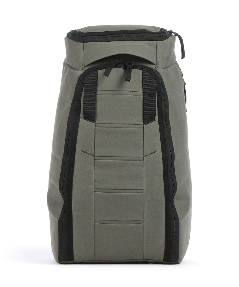 Db Hugger 20L Backpack forest green