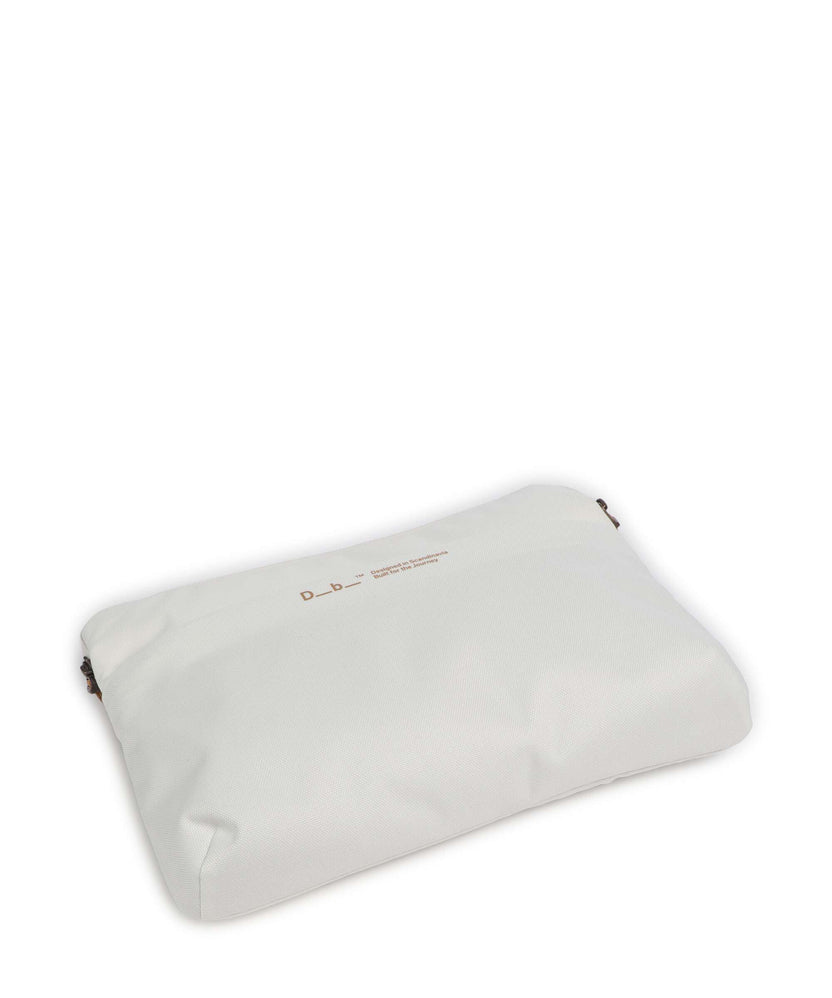 Db Ramverk 14 Laptop bag oatmilk