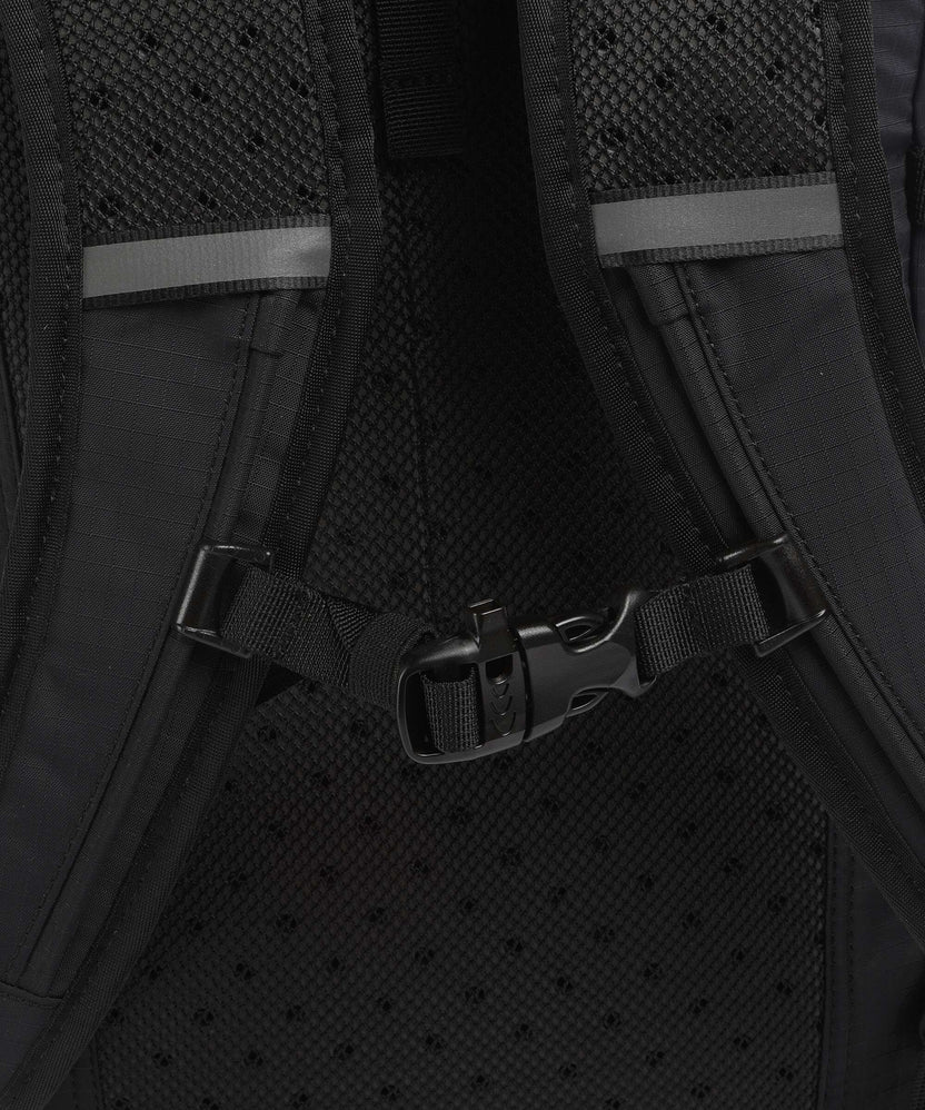 Fjällräven Abisko Soft 16 Trekking backpack black