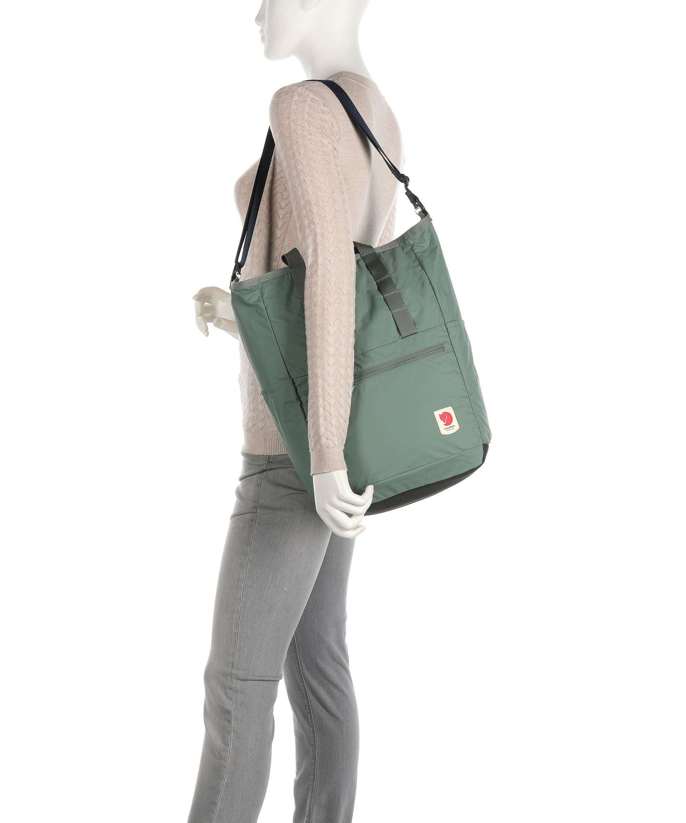Fjällräven High Coast Backpack bag blackberry