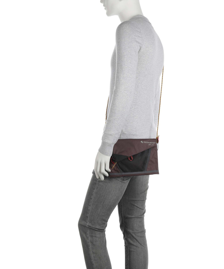 Klättermusen Hrid WP 1,5 Crossbody bag amaranth red