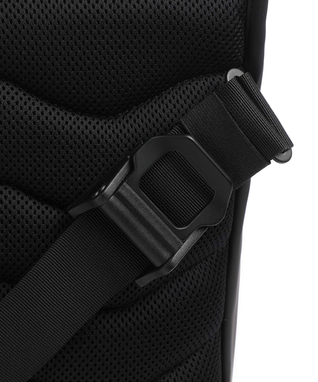 Sandqvist Stream Messenger bag black