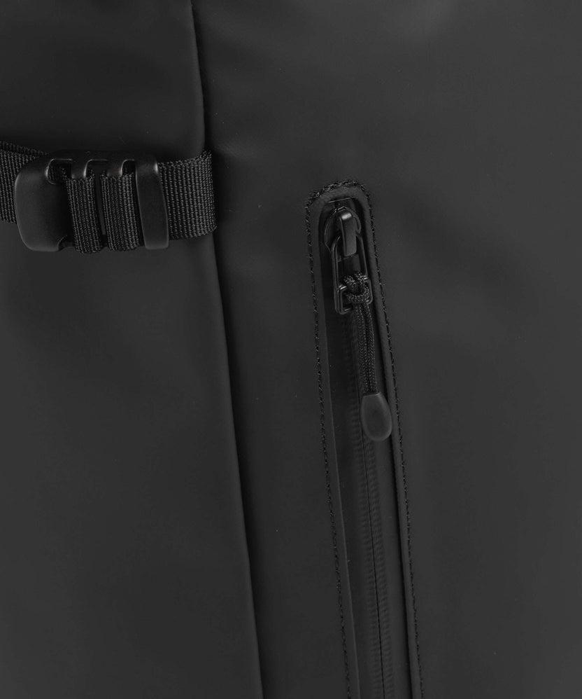 Sandqvist Stream M Rolltop backpack black