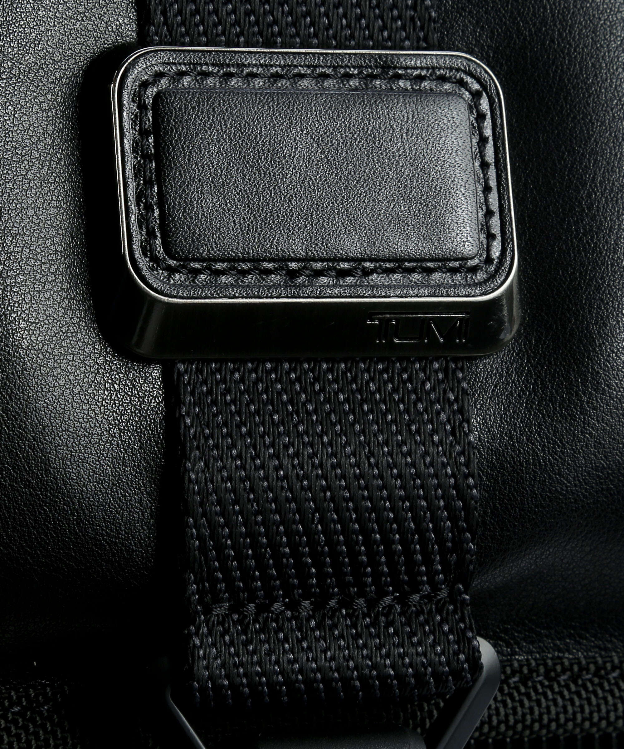 tumi Alpha Bravo Arnold Crossbody bag black