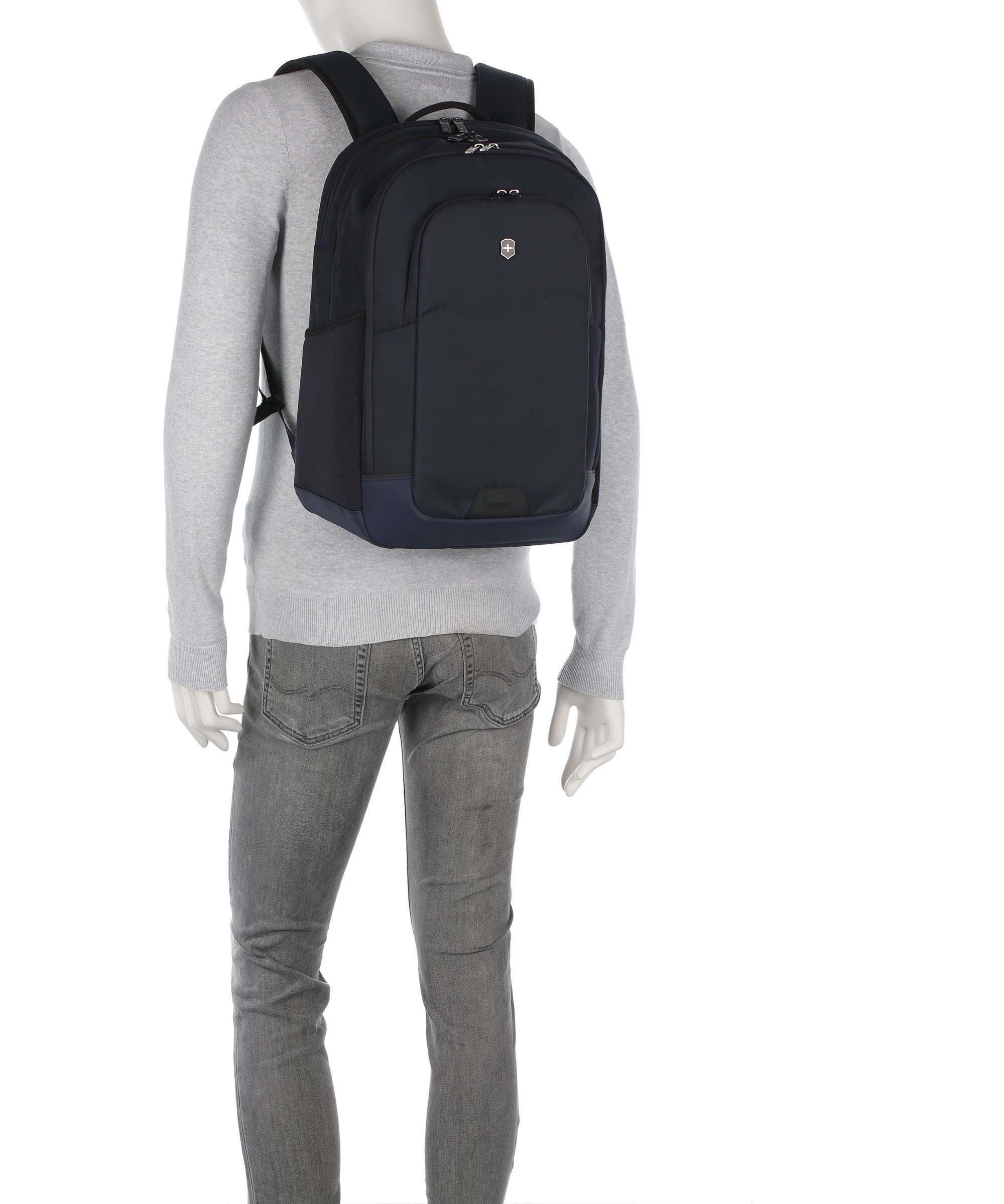 Victorinox Altmont Modern Deluxe Backpack navy blue