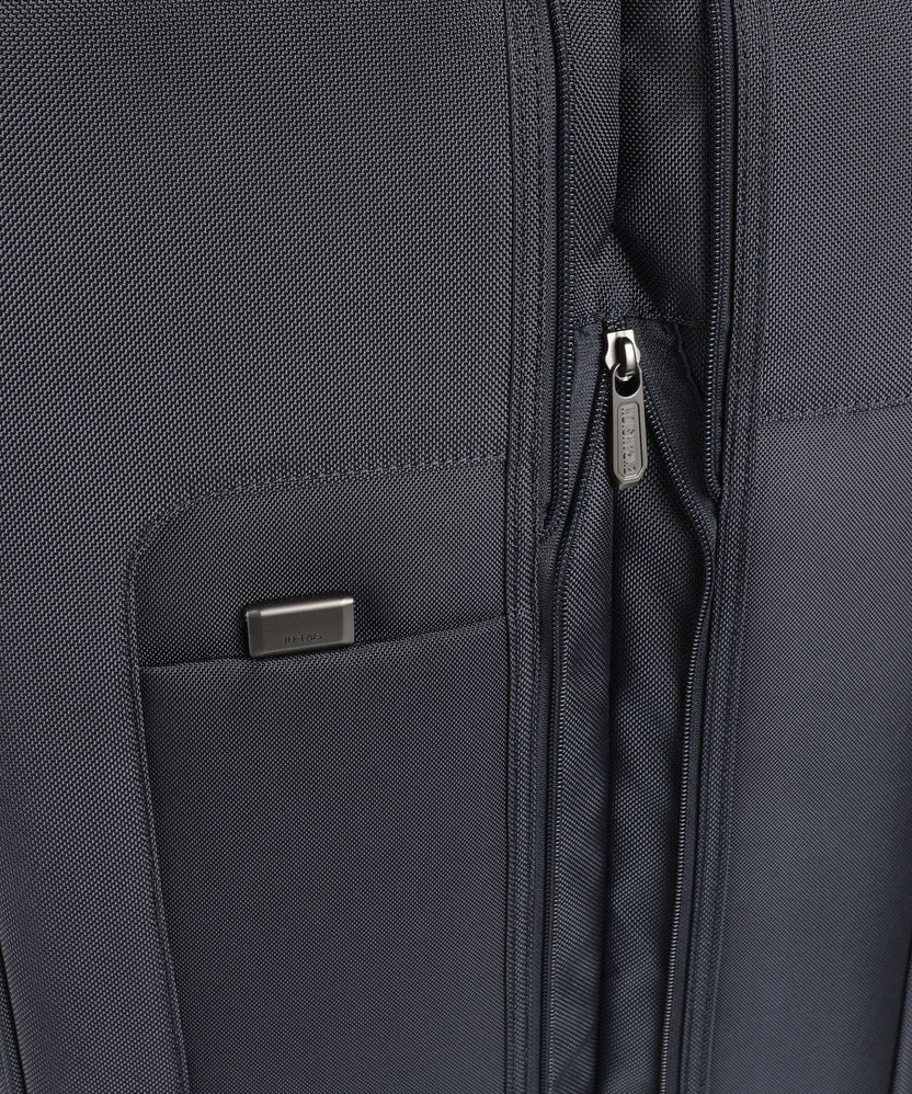 Victorinox Werks Traveler 7.0 L Spinner (4 wheels) navy blue