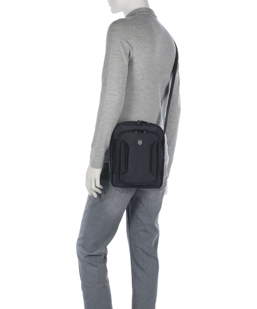 Victorinox Werks Traveler 7.0 Crossbody bag navy blue