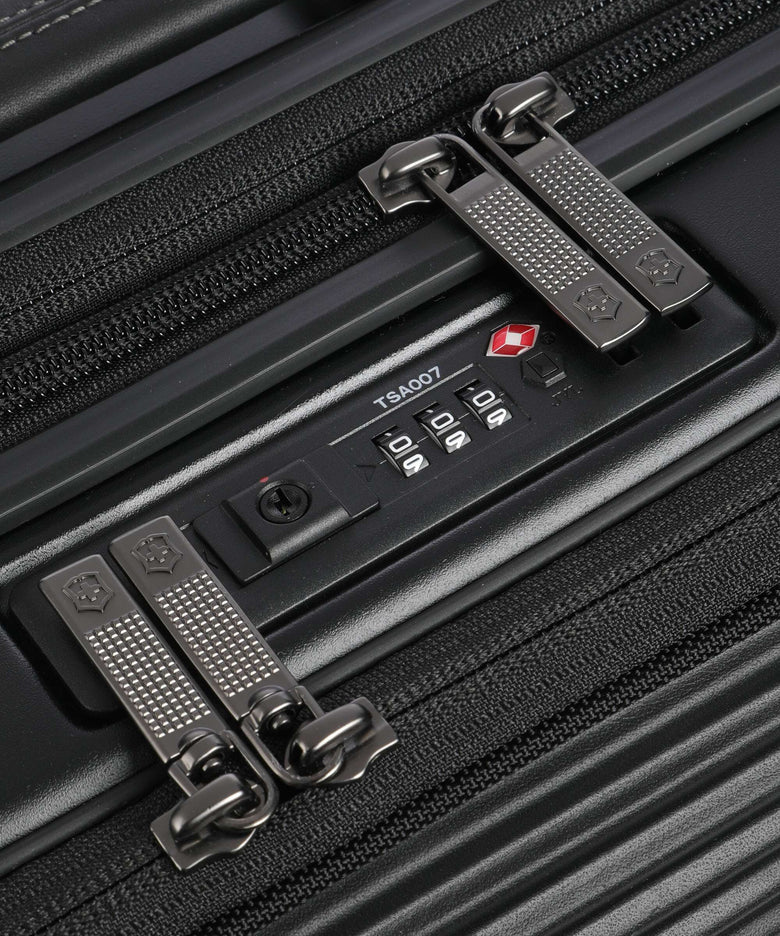 Victorinox Mythic Global Spinner (4 wheels) black