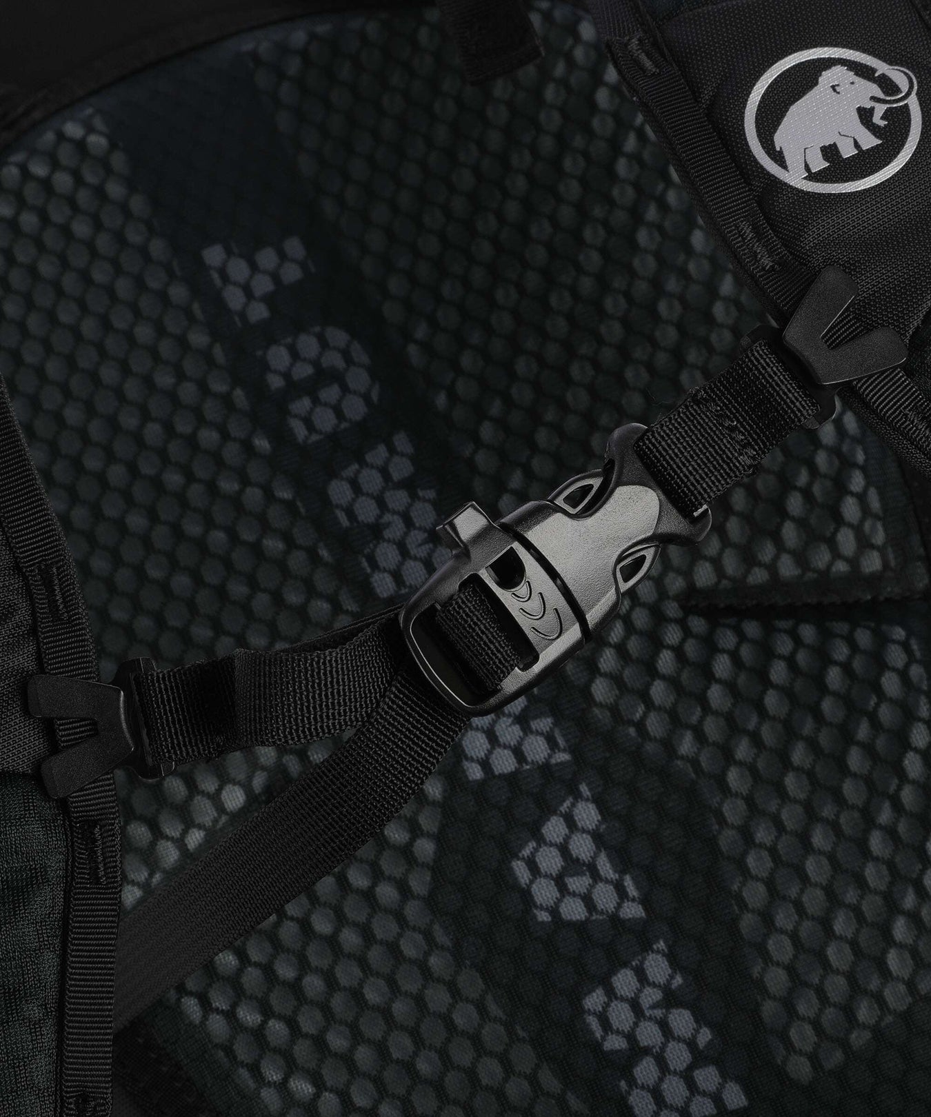 Mammut Lithium 25 W Hiking backpack dark marsh/black