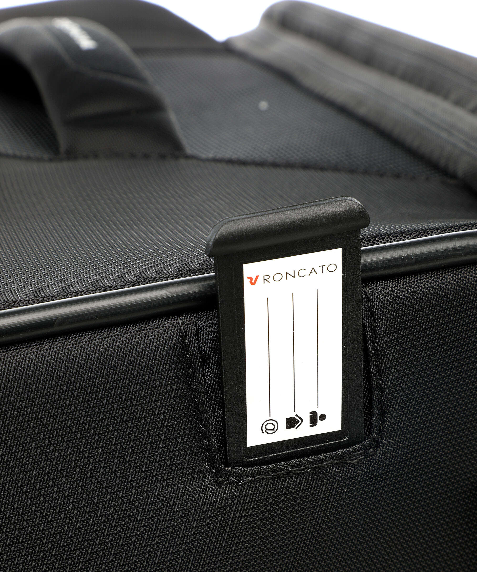 Roncato Joy Spinner (4 wheels) nero