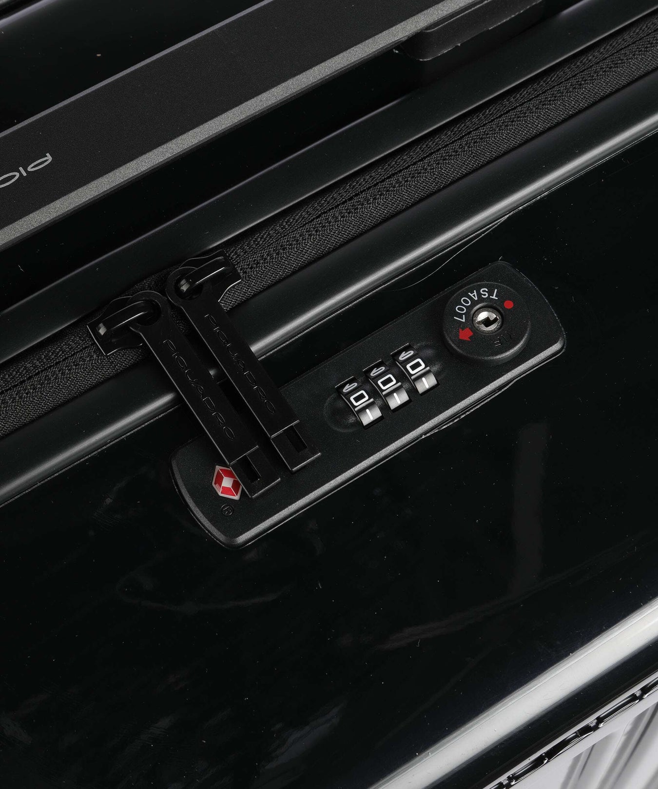 Piquadro SK Spinner (4 wheels) nero