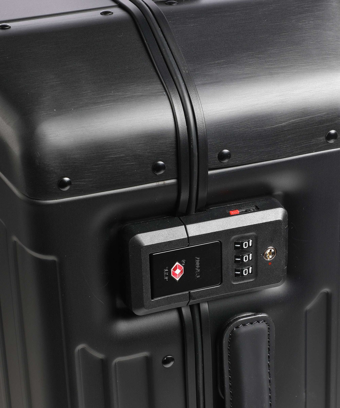 Piquadro PQ Alu Spinner (4 wheels) black