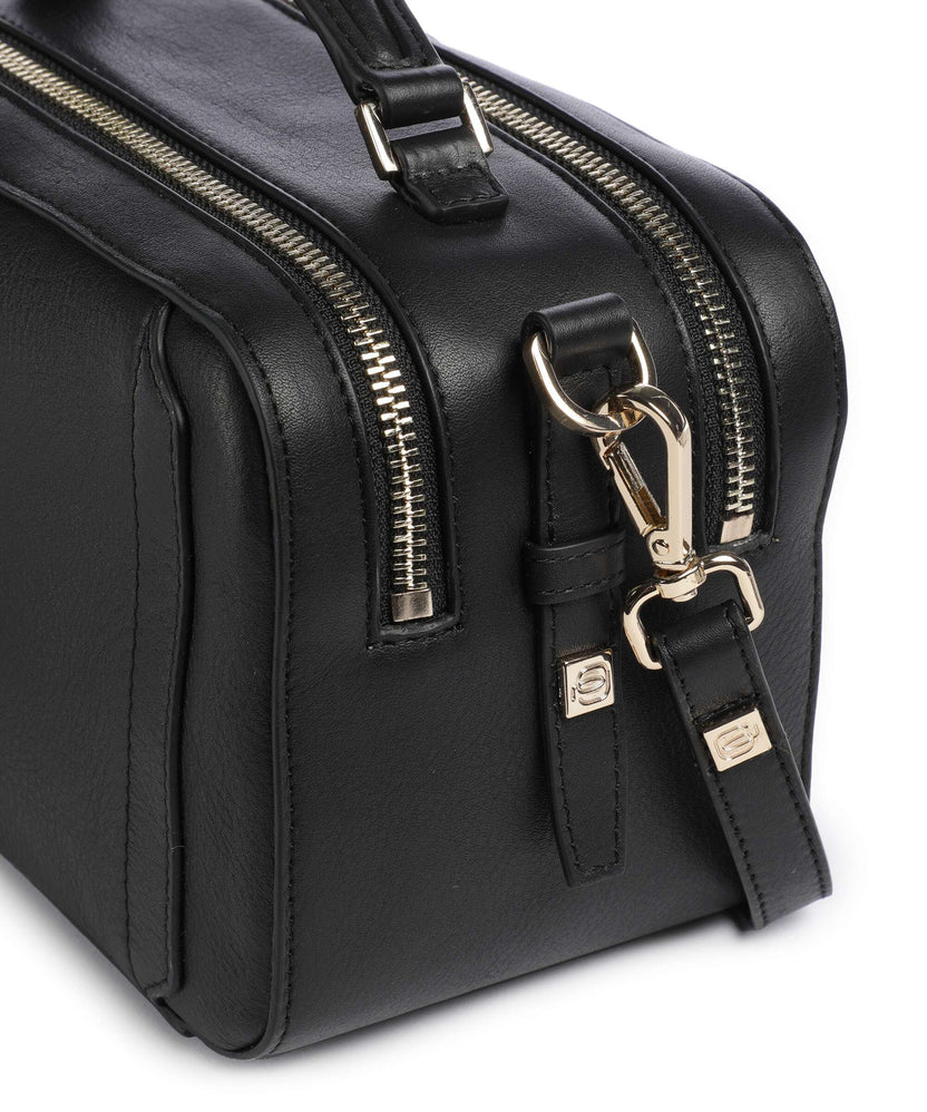 Piquadro W92 Crossbody bag black