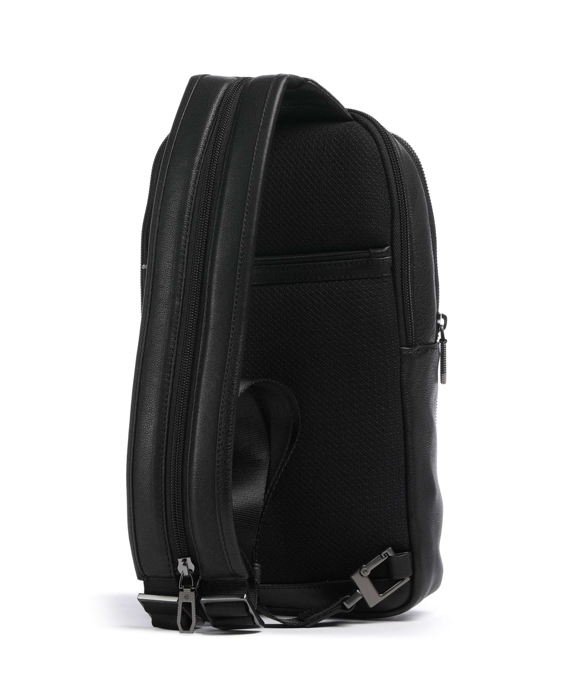 Piquadro S134 Sling bag black