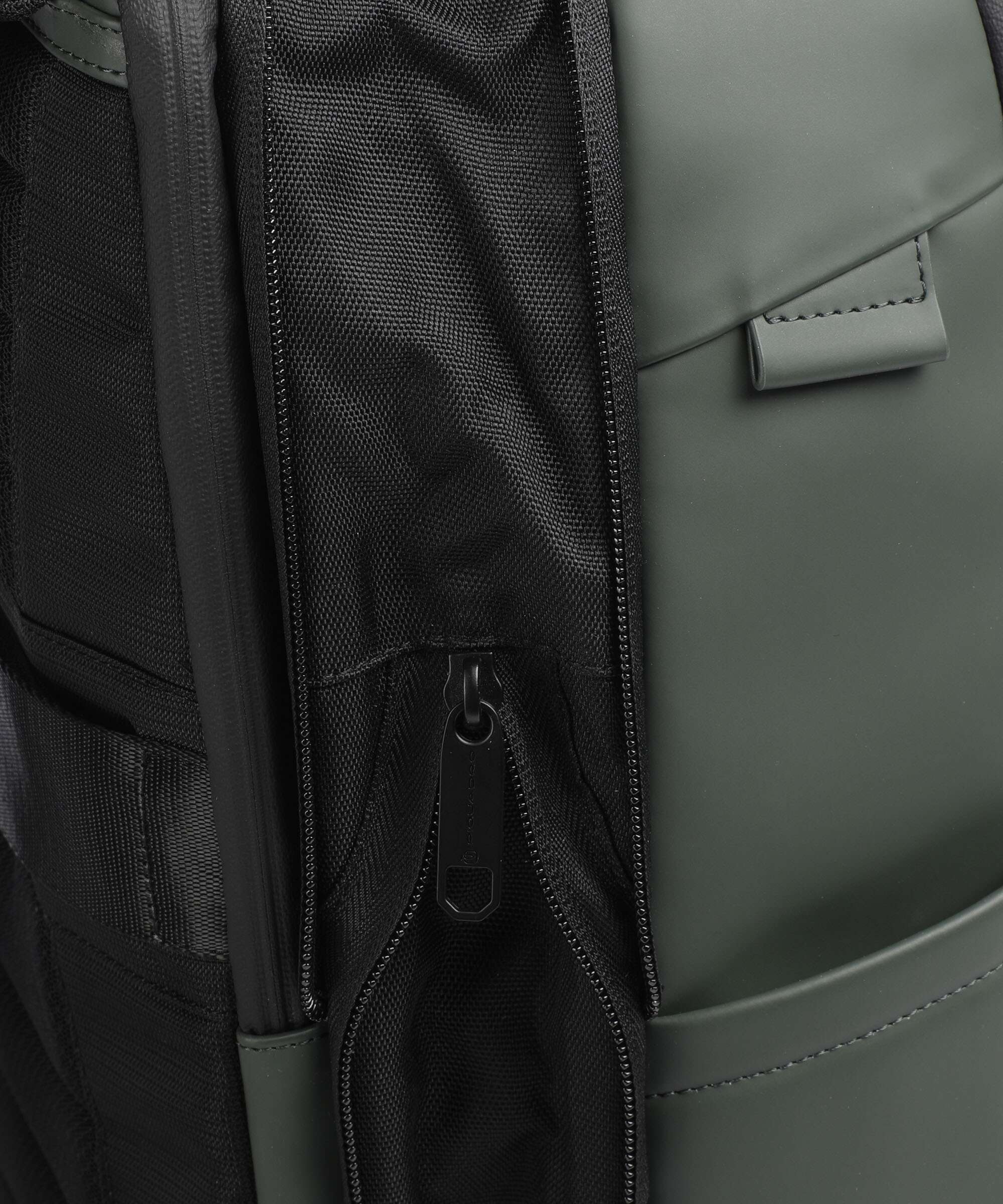 Piquadro Corner Special Backpack green